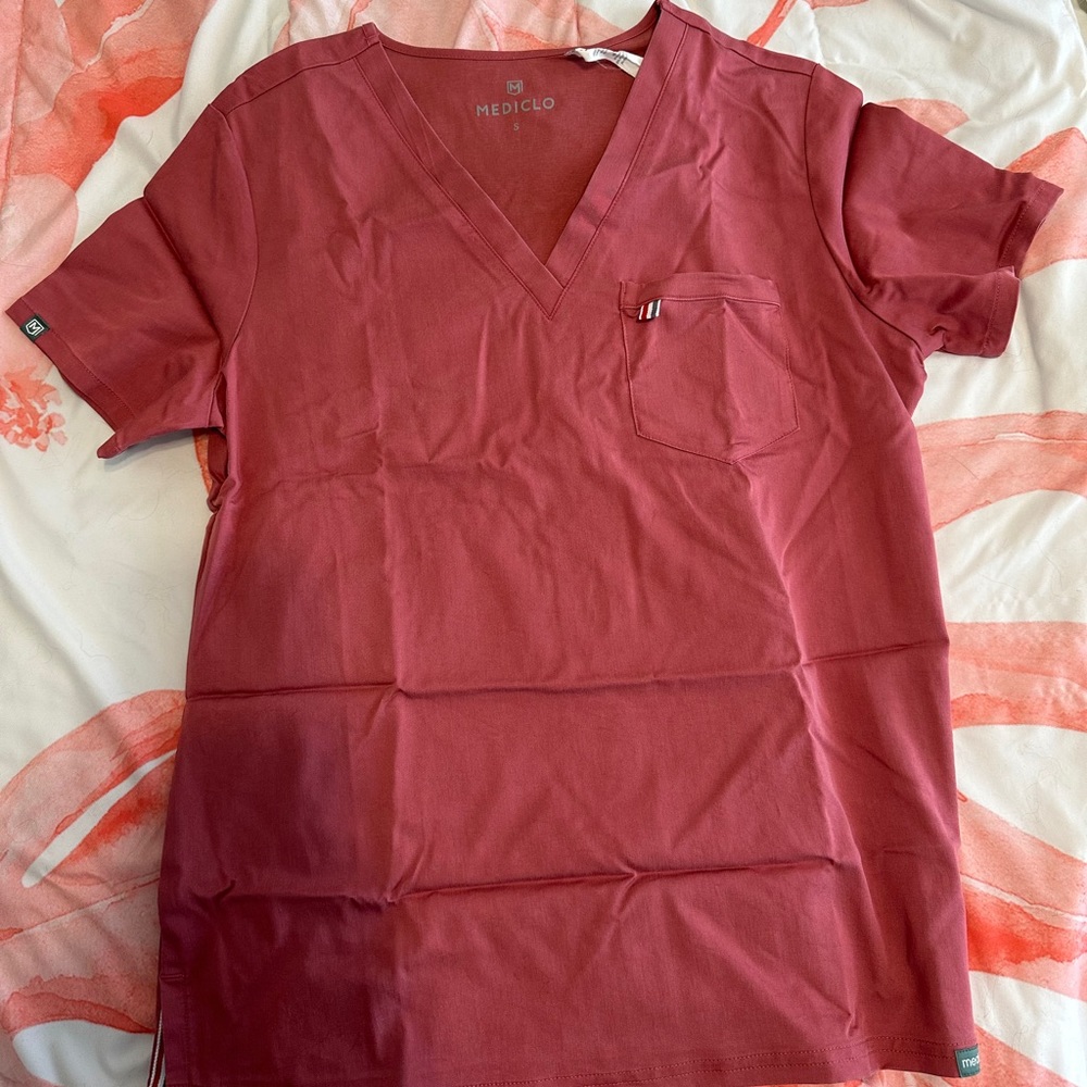 Mediclo Mauve Sal Essential Scrub Top